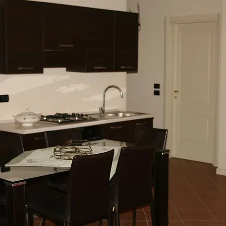 Borgo Del Torchio B1 * Manerba del Garda